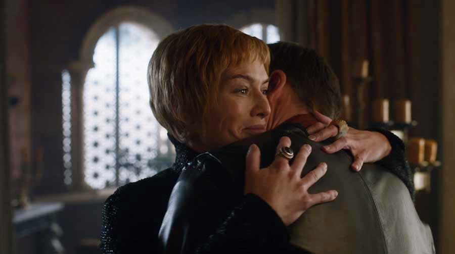 Cersei breaks the news to Jamie she's pregnant